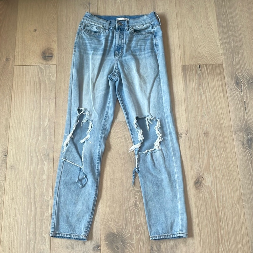 High Rise Mom ripped jeans (27)